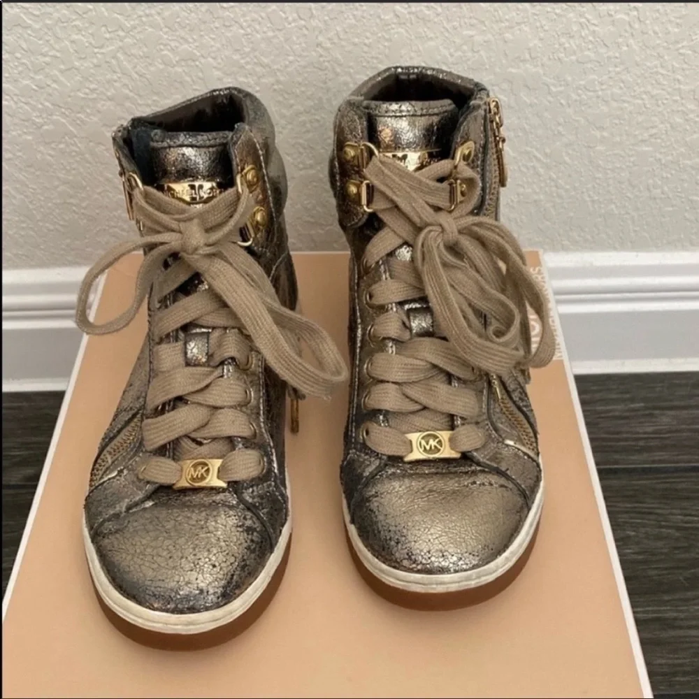 Michael Michael Kors Urban High Top Sneaker